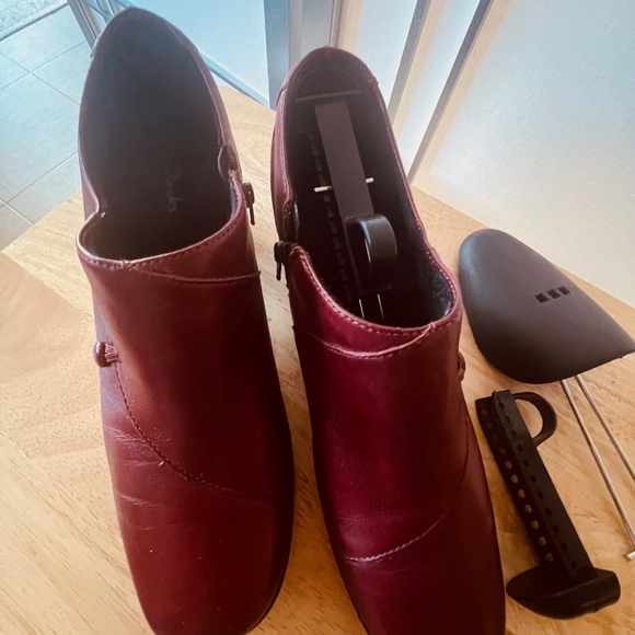 Clarks Shoe Boots Size 9 - Picture 5 of 5